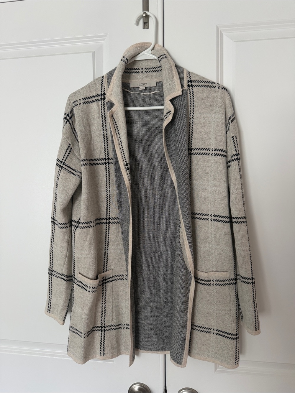 LOFT Cream and Black Plaid Open-Front Blazer Cardigan